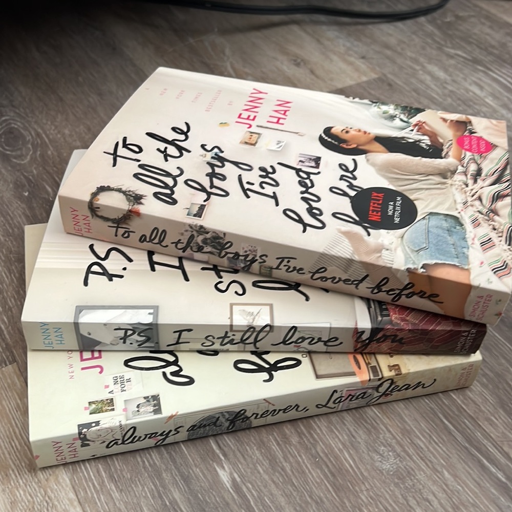 To All The Boys I Loved Before Trilogy by Jenny Han - Picture 1 of 6